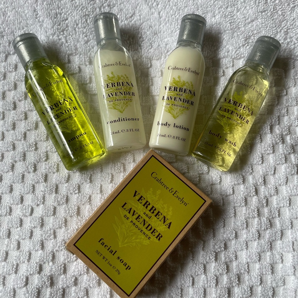 Crabtree & Evelyn - Verbena Lavender 5 piece  Travel Bundle